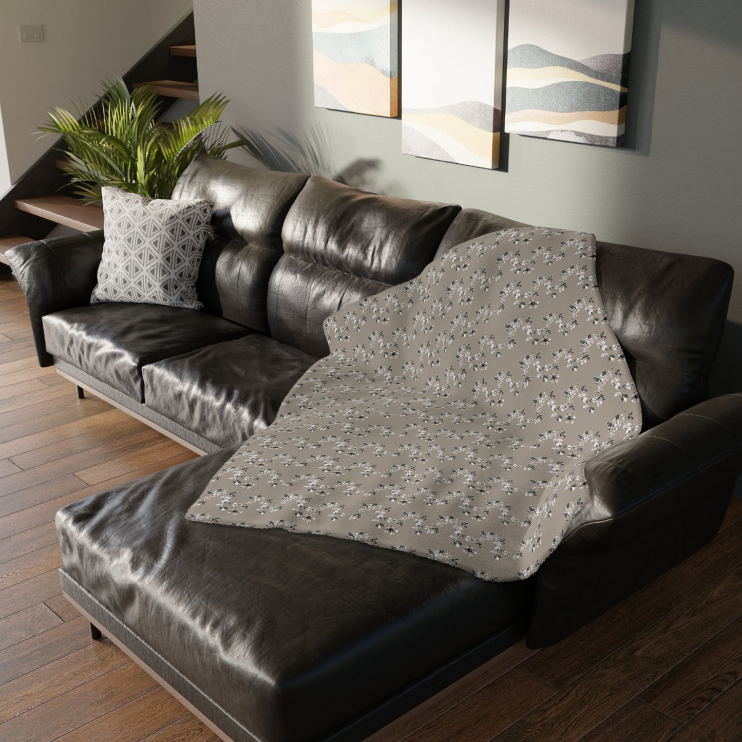 Cozy Floral Velveteen Microfiber Blanket - Cottage Vine Taupe print