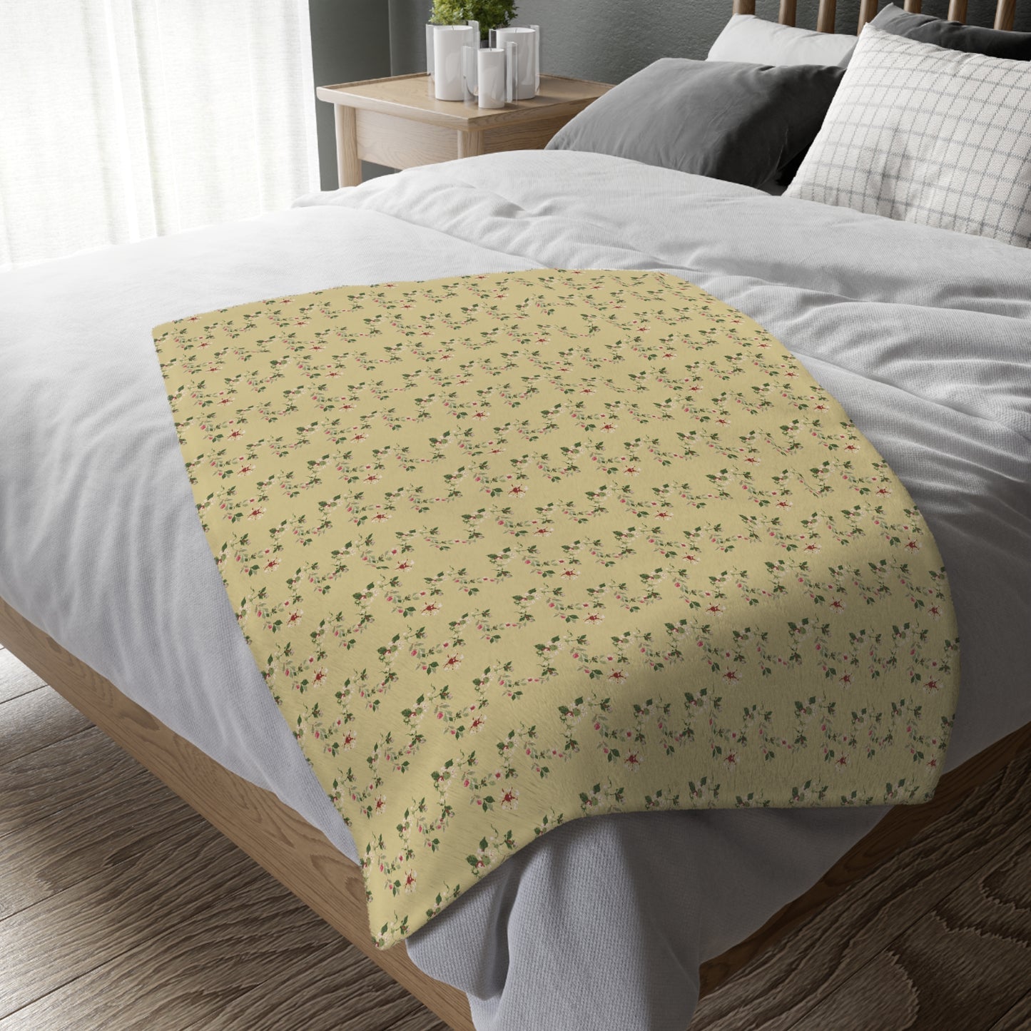Cozy Floral Velveteen Microfiber Blanket - Cottage Vine print