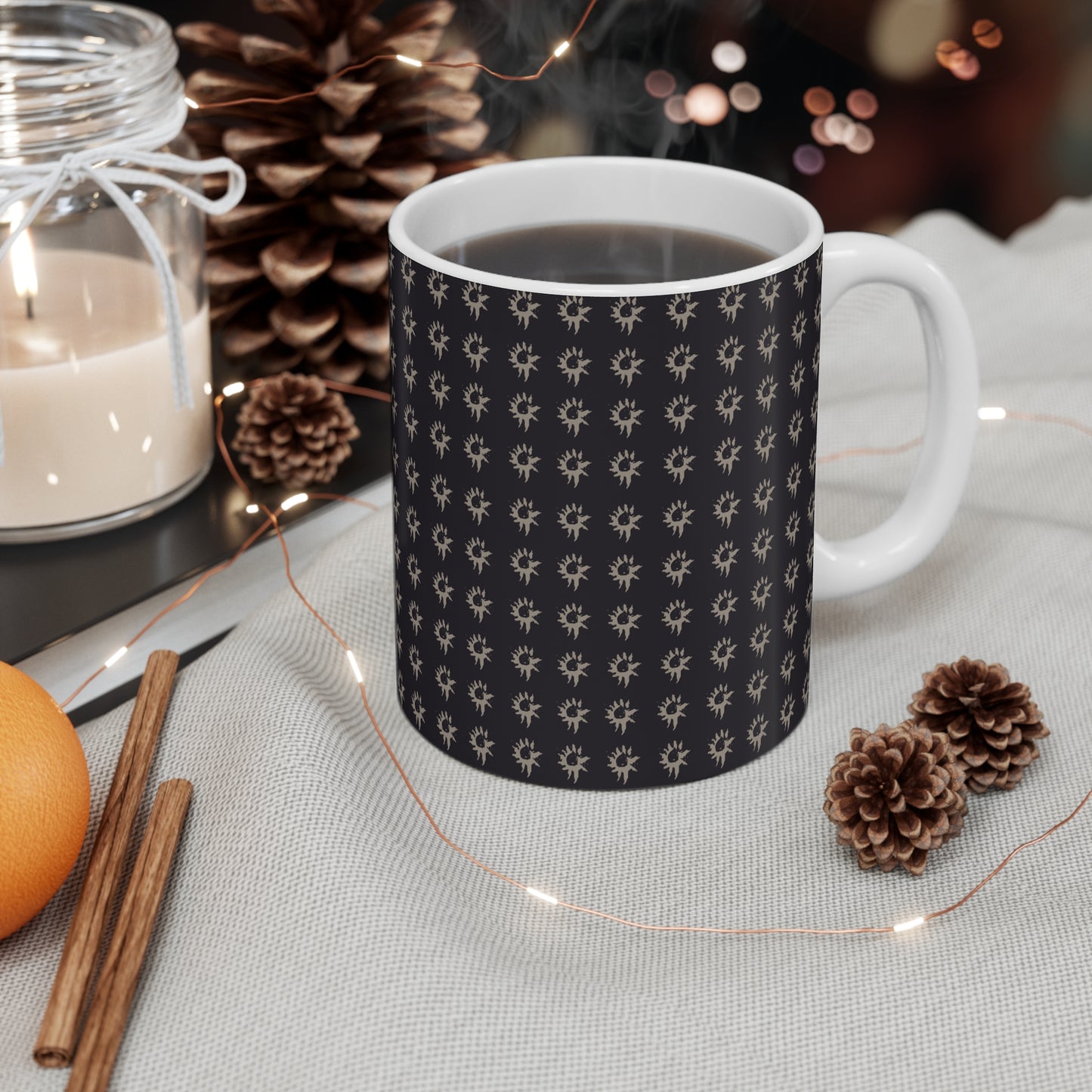 Mug 11oz : Black Geo Star print