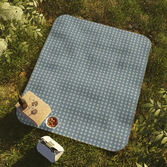 Denim Geo Star Patterned Picnic Blanket for Outdoor Adventures