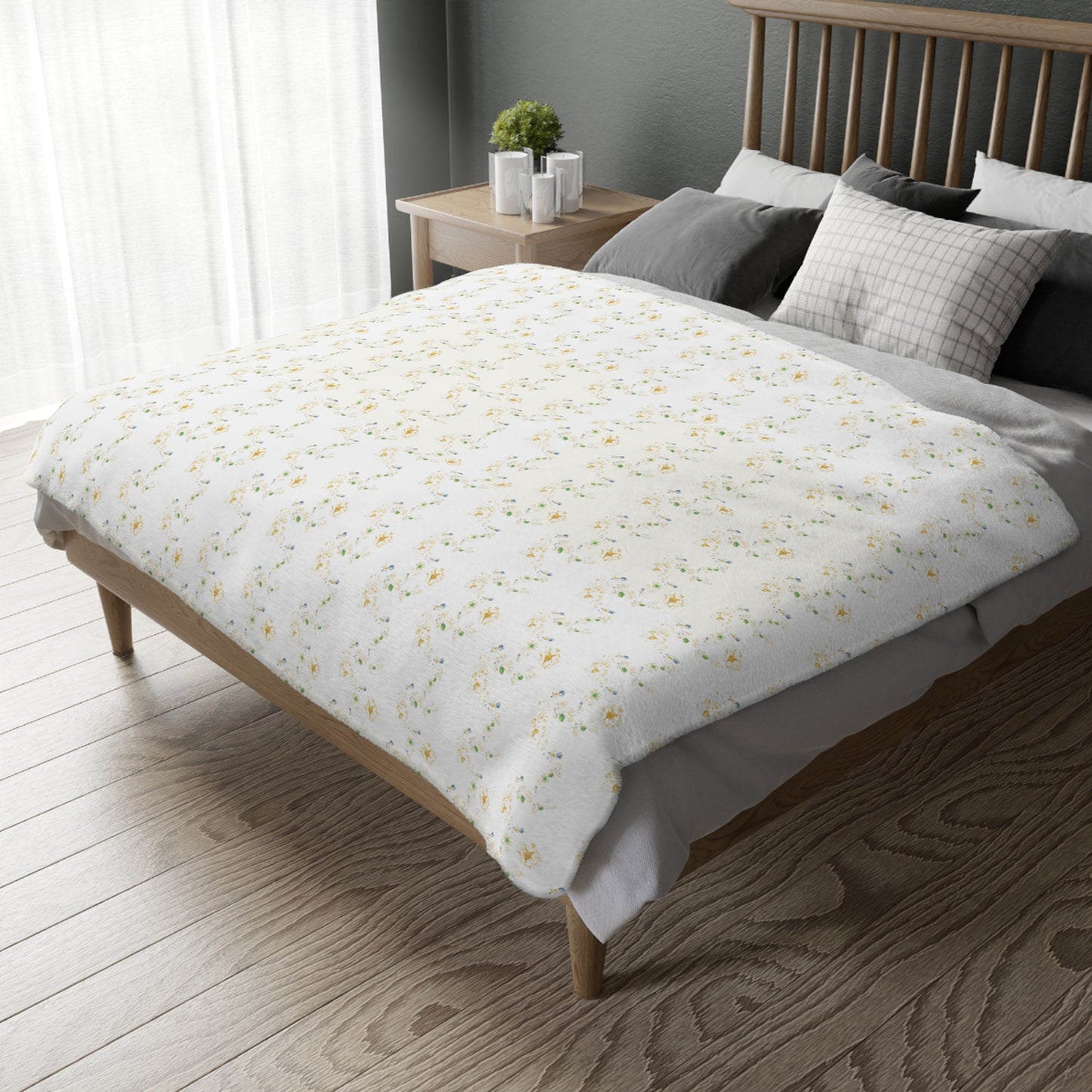 Butter Yellow Vining Velveteen Blanket